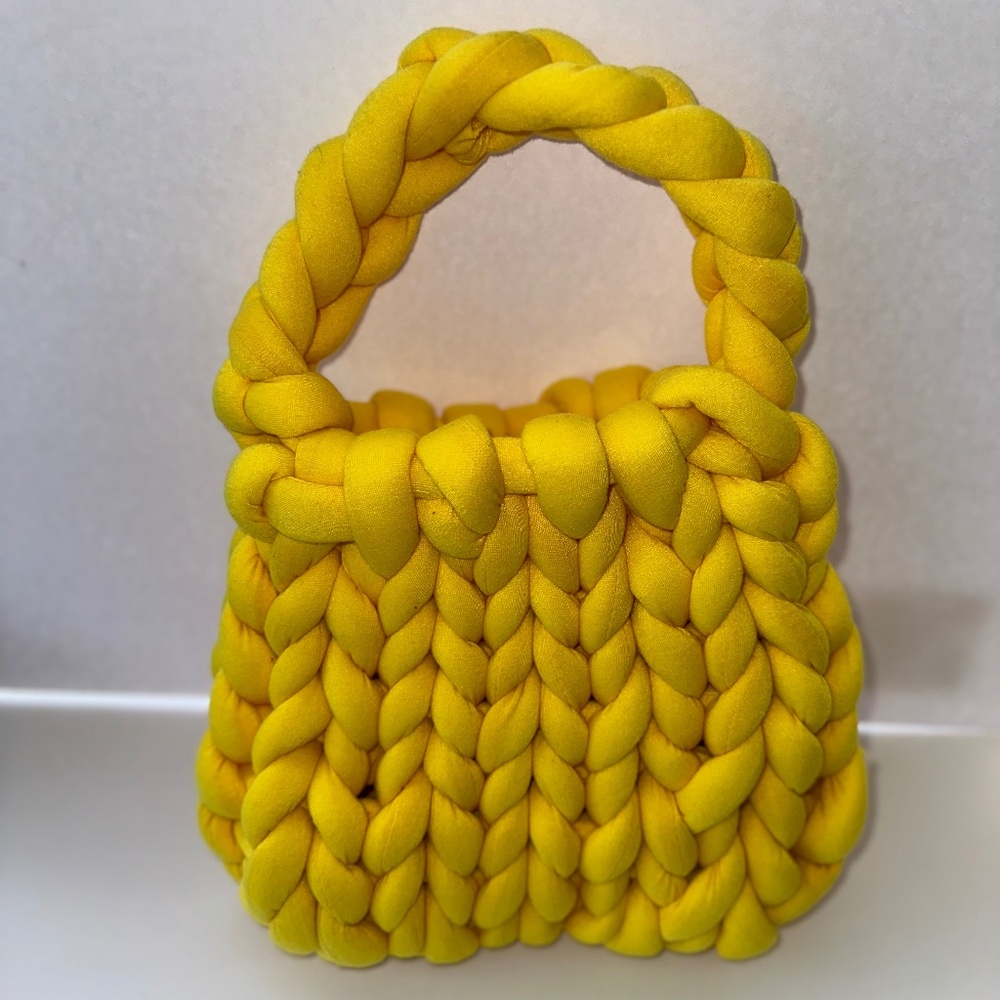 Cozy & Stylish Hand-Knit Purse - Statement Piece - Wyntry Blyss Creations